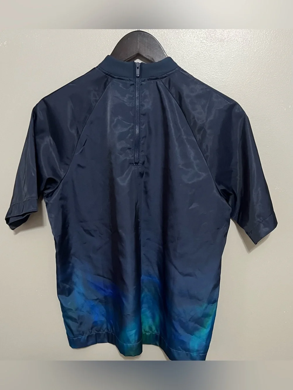Nike Aurora Borealis tie-dye running training shirt Size Med